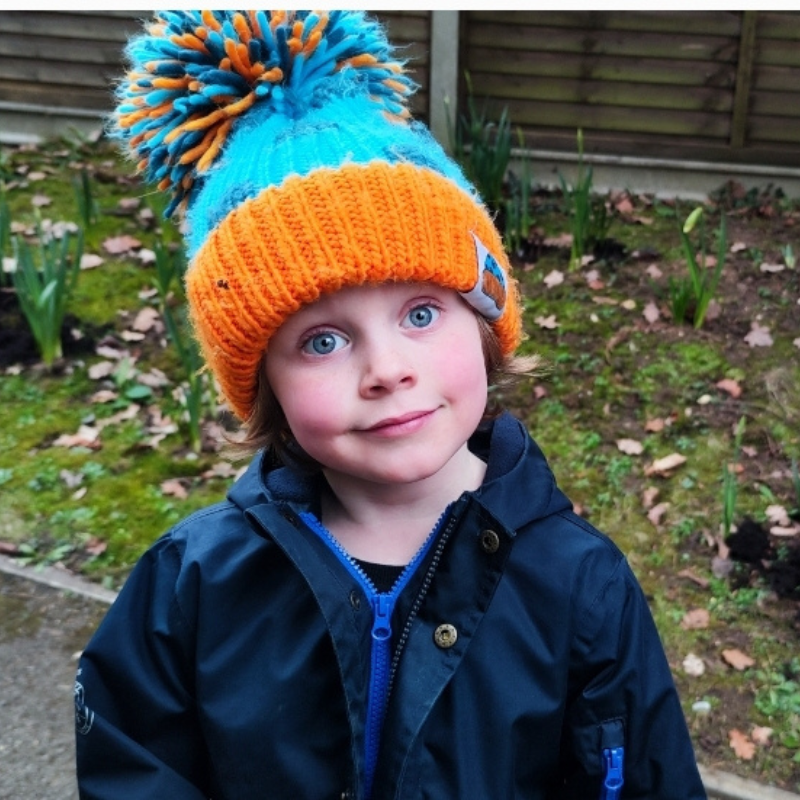 Adult Bobble Hat - Image 2